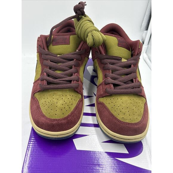 Size 8.5 - Nike Dunk SB Low Dark Team Red Olive Flak main image 4